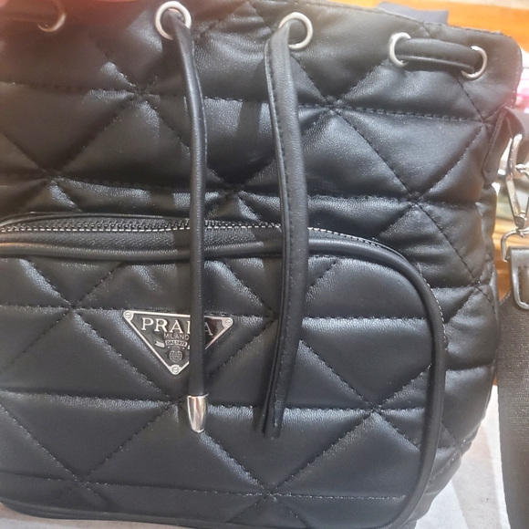 Designers Originals Handbags - Bucket designer purse